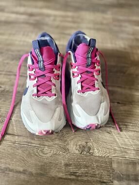 Nike Women's Juniper Trail 2 Nn Low Size 9 - Violet - Platinum Fireberry